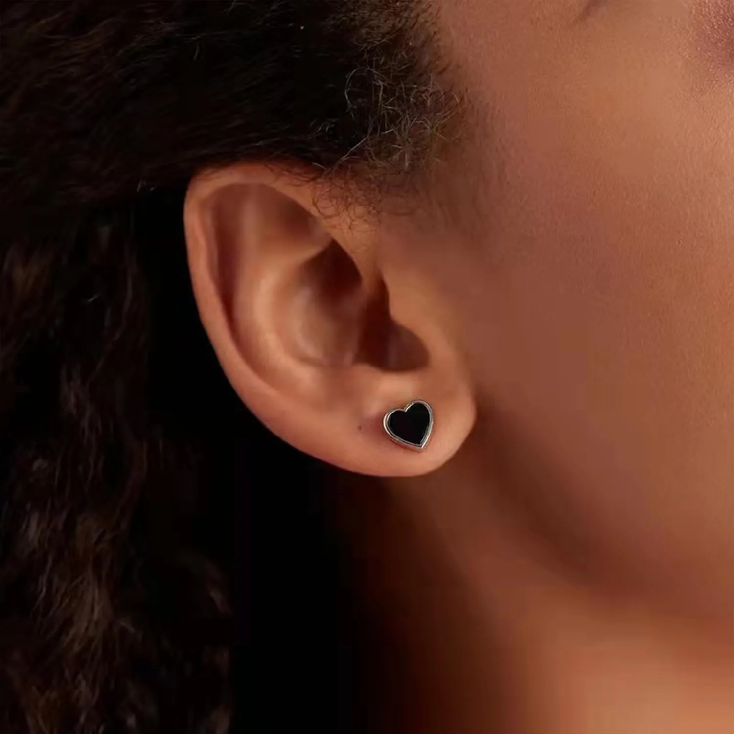 Black Stud Earrings Sterling Silver Stud Earrings Minimalist Tiny Stud Earrings Dainty Heart Earrings Studs Jewelry Gifts for Women Girls