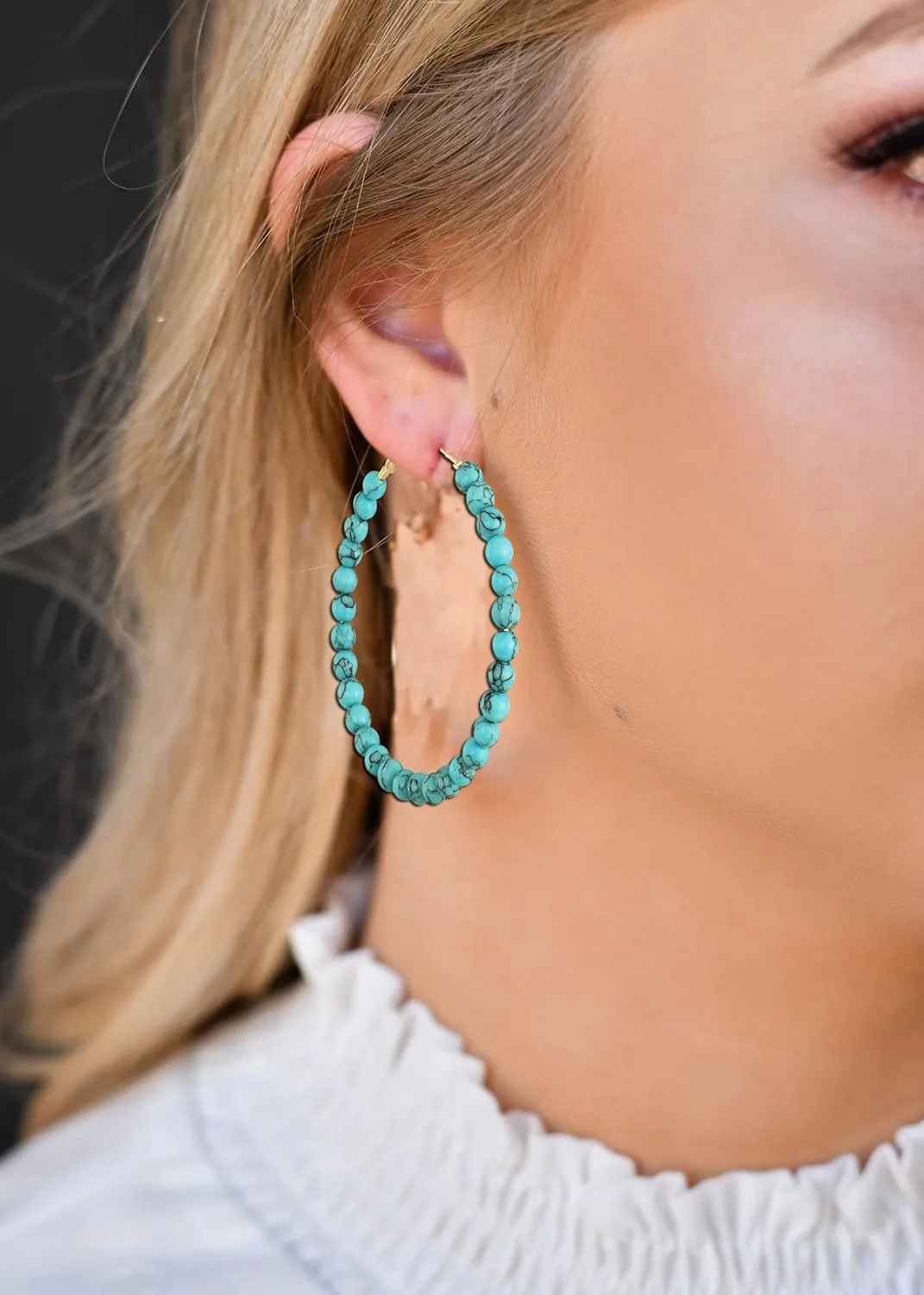 Boho Turquoise Hoop Earrings Beaded Western Turquoise Oval Drop Dangle Earrings for Women Vintage Statement Ethnic Hoop Earrings Jewelry Gift