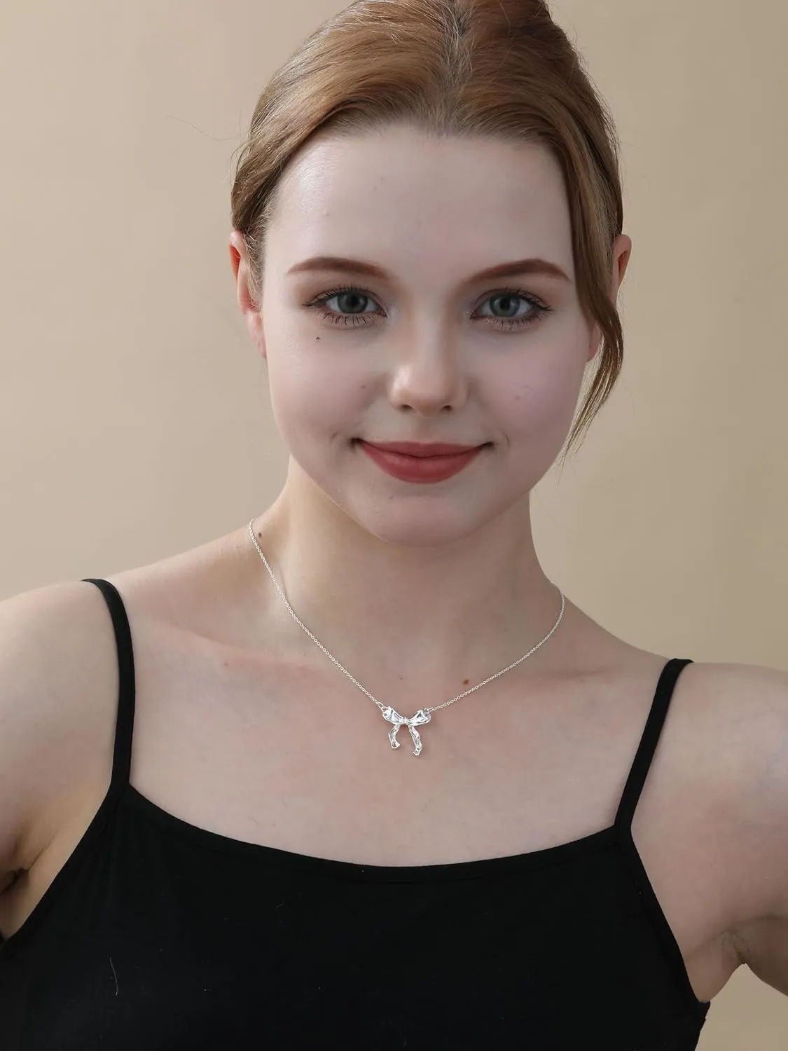 Bow Necklace for Women 14K Gold Plated Bowknot Dainty Bow Pendant Chain Necklace Fashion Jewelry Gifts