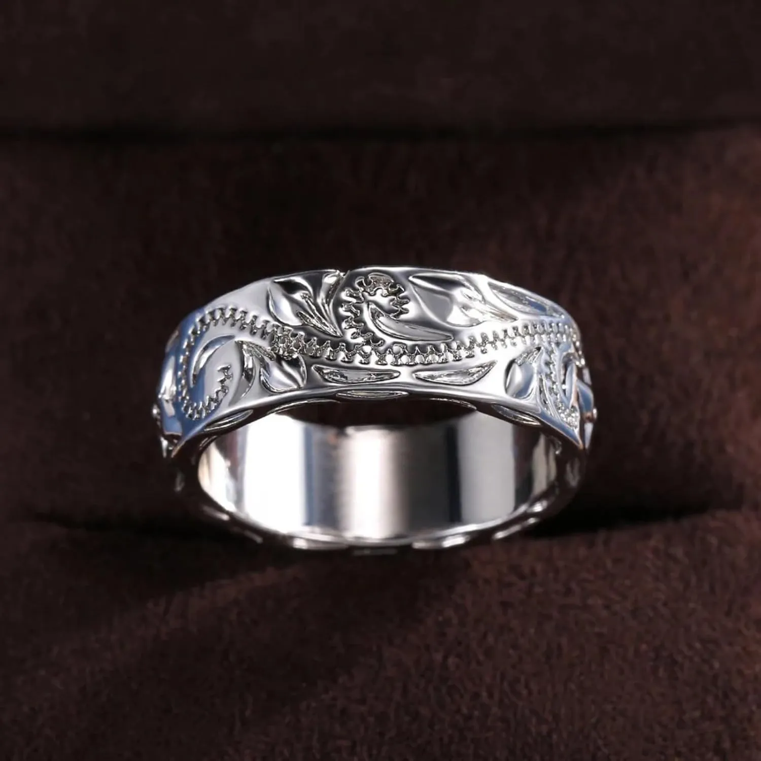 Carved Design Lovers Rings Silver Color Elegant Pattern Women Men Couple Ring Gift Jewelry