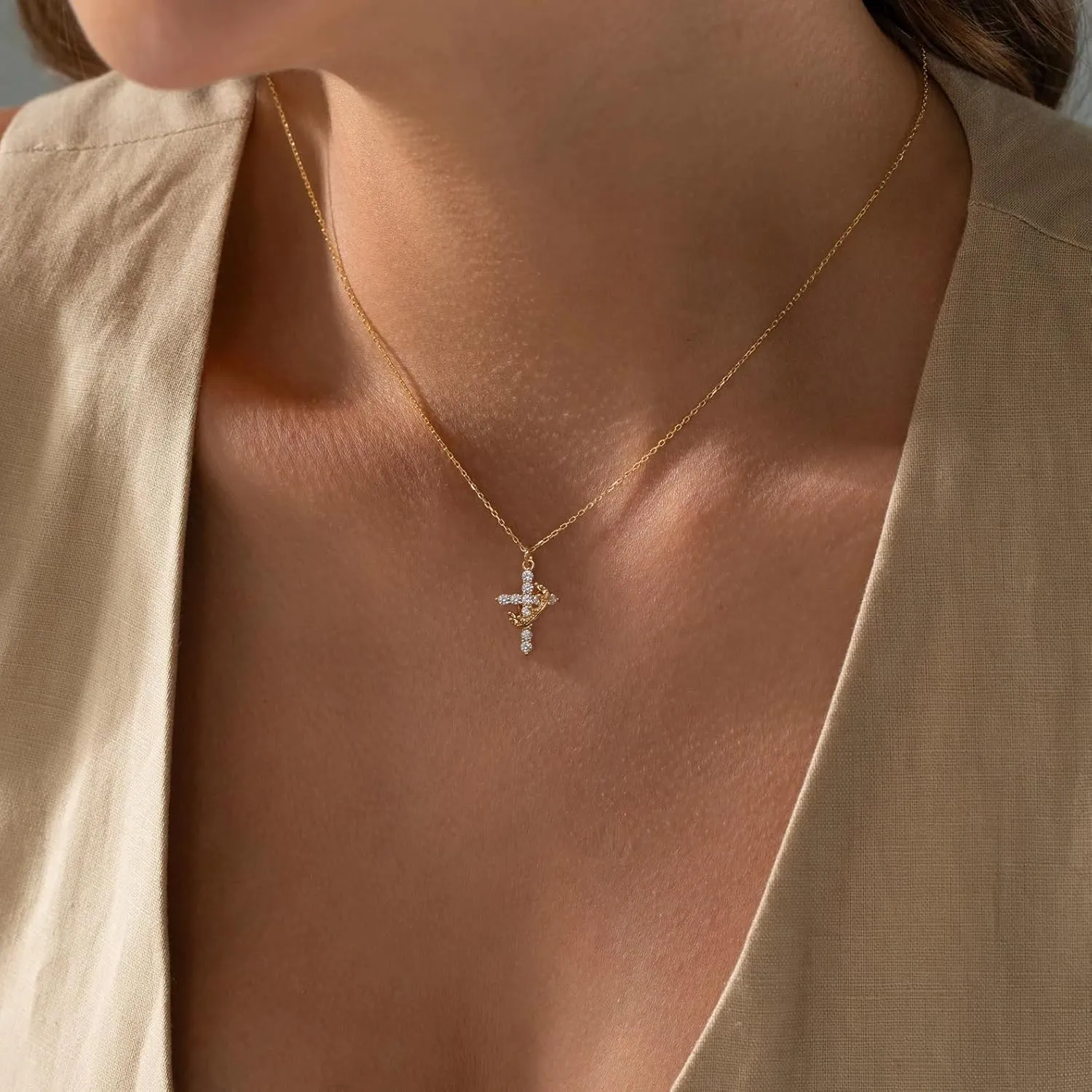 Cross Necklace for Women - Dainty Gold Necklaces Small Trendy 14K Gold/Silver/Rose Gold Plated Crown with Cross Cubic Zirconia Pendant Chain Necklace for Women Non Tarnish Gold Jewelry Gift