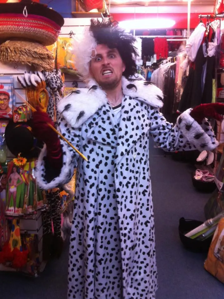 Cruella De Vil (HIRE ONLY)