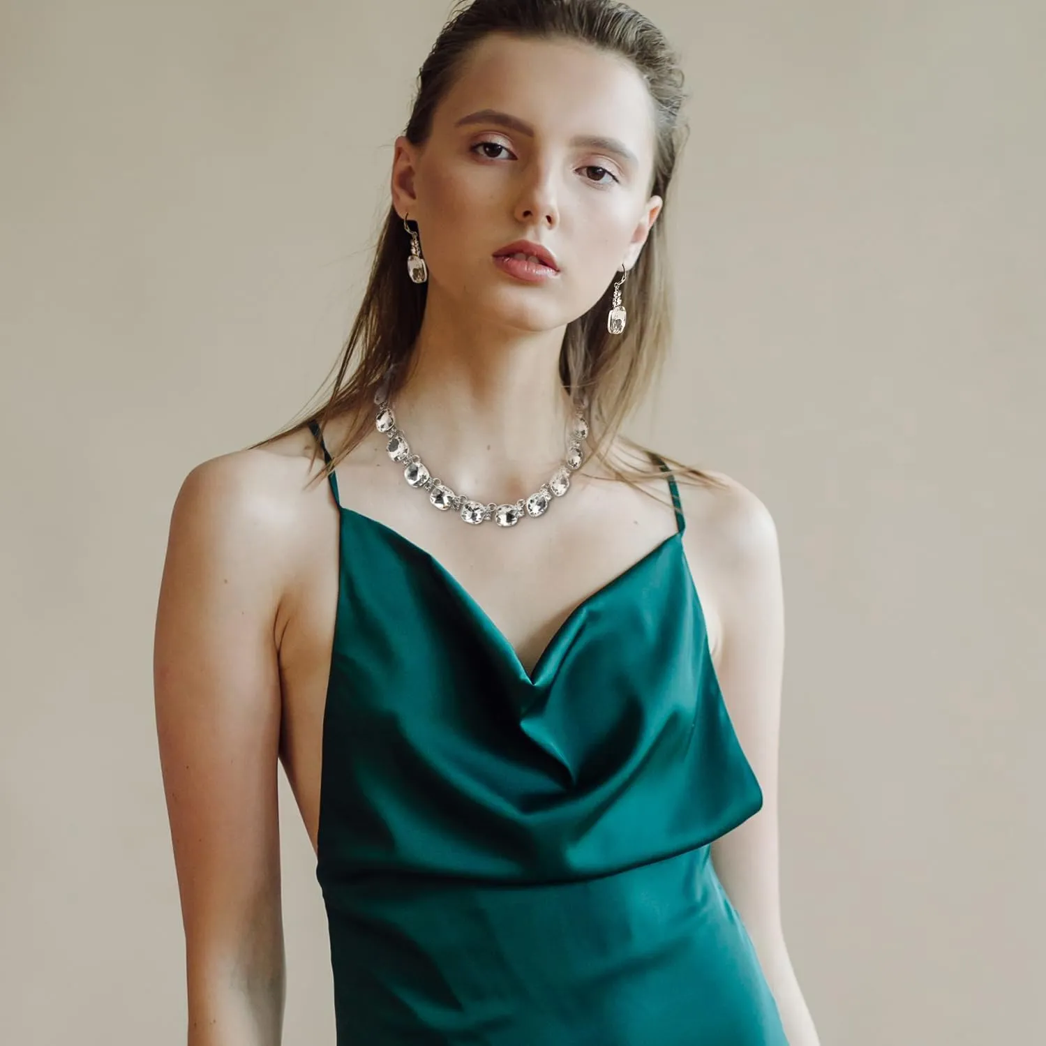 Crystal Statement Necklace Glass Crystal Collar Choker Necklace for Women Bridal Necklace Costume Jewelry Necklaces for Women