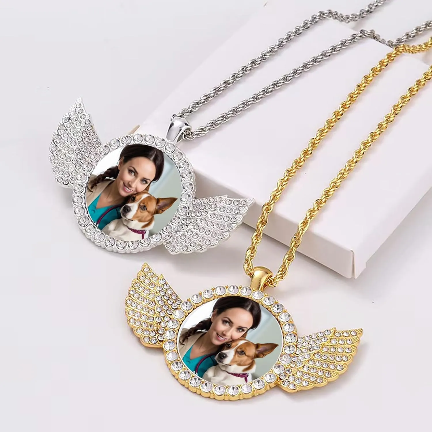 Custom Circle Chain with Wings, Personalized Memory Necklaces with Picture, Customized Angel Wings Round Chain, Gifts for Men Women