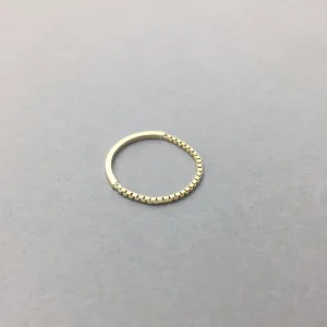 DAINTY CHAIN STACK RING