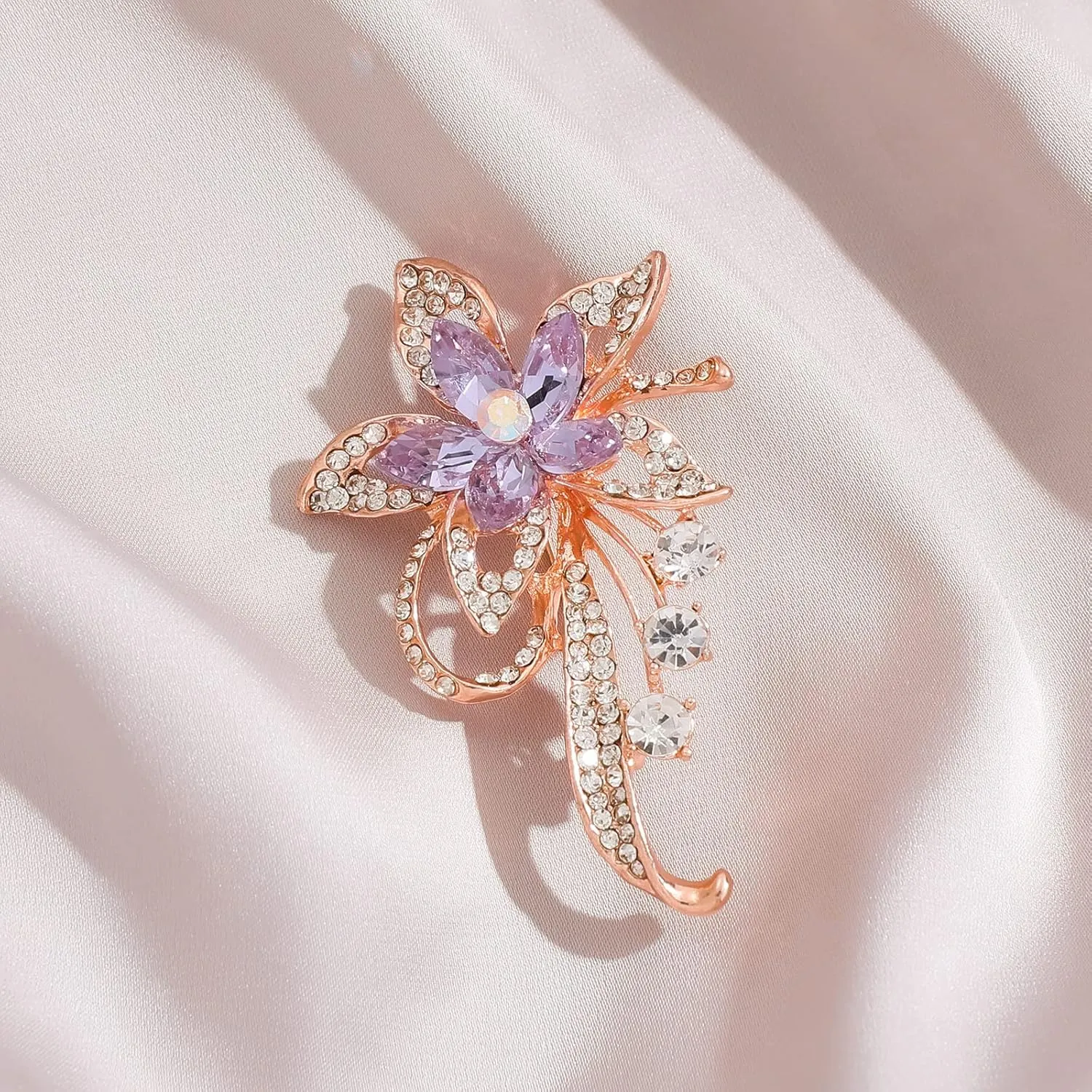 Elegant Rhinestones Brooches for Women,Retro Crystal Handmade Brooch Pin,Black Flowers Pins for Clothes,Women's Brooches & Pins