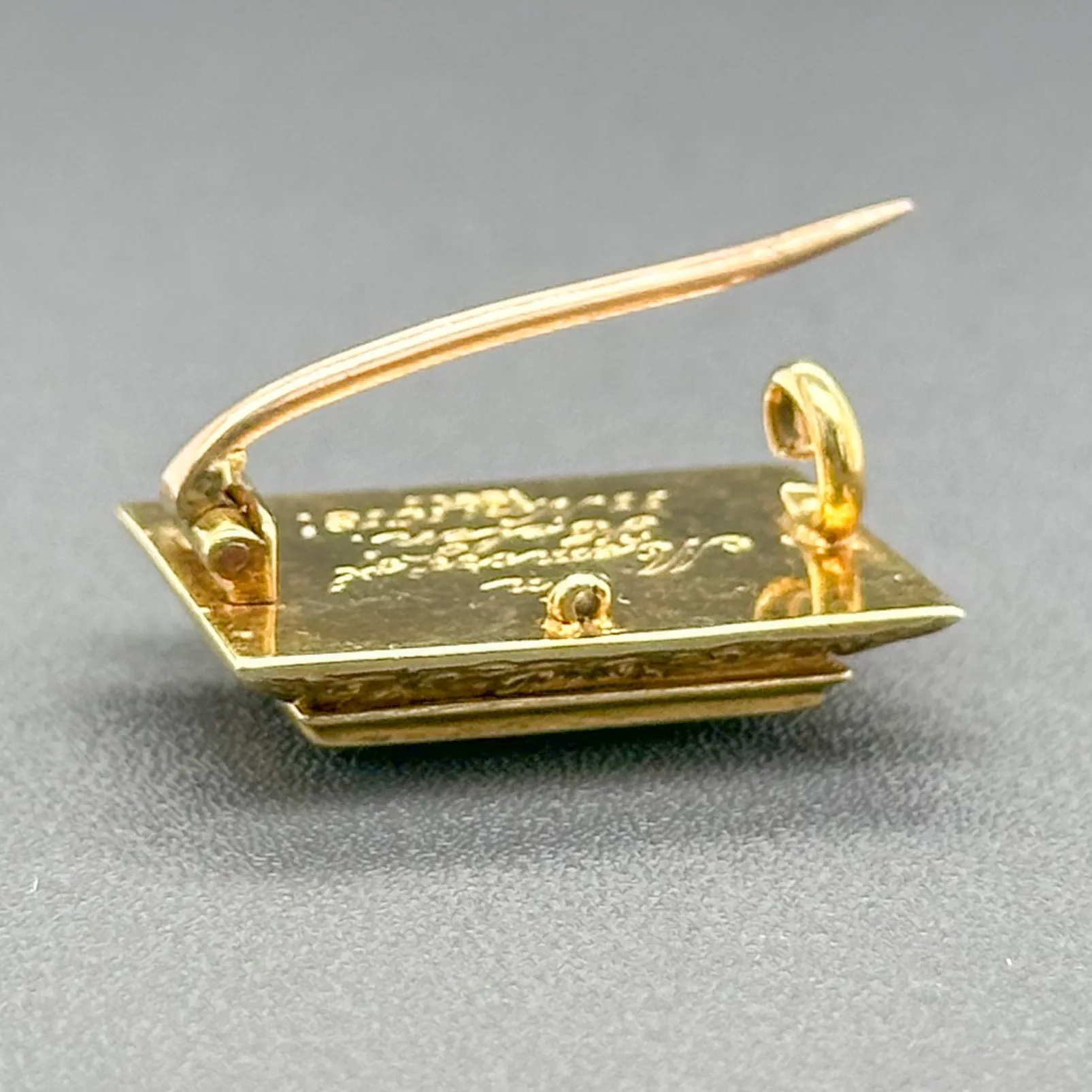 Estate 15K Y Gold Victorian Mourning Pin