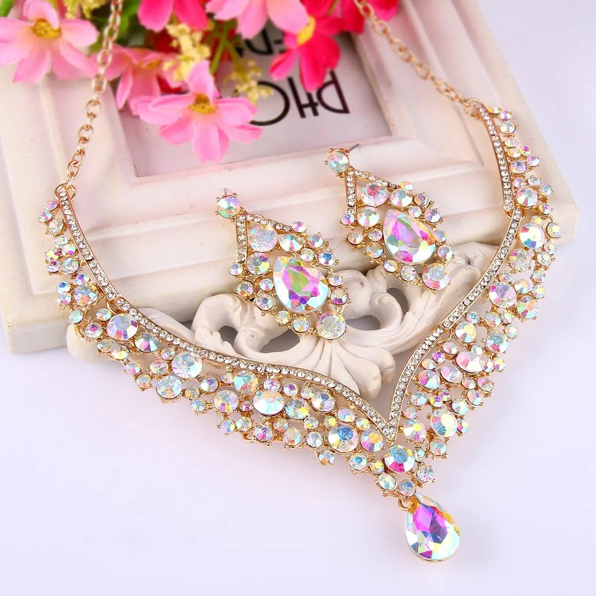 EVER FAITH Wedding Jewelry for Bride Austrian Crystal Elegant V-Shaped Teardrop Bridal Prom Statement Necklace Earrings Set for Women