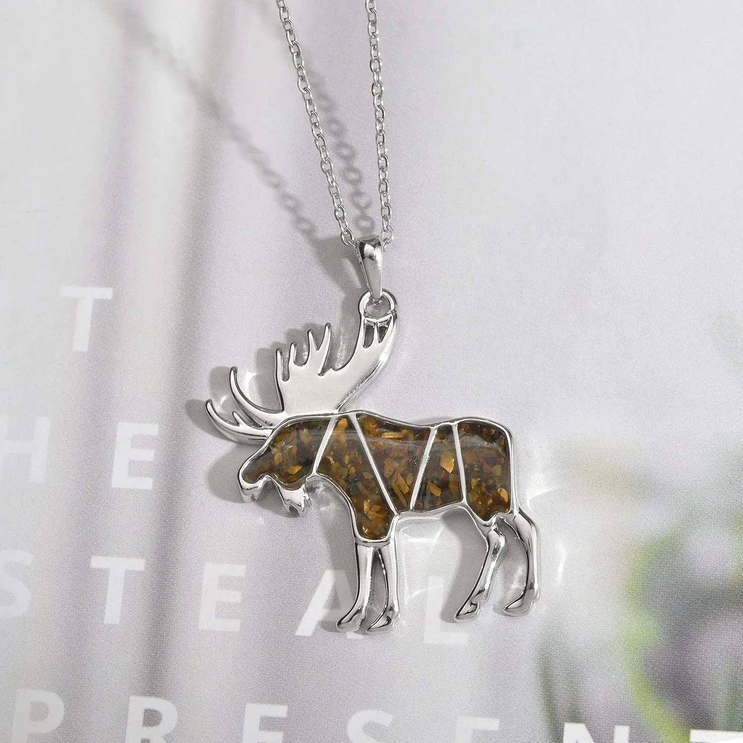 Gemstone Animal Necklace Turquoise Tiger's Eye Tumbled Chips Animal Pendant Necklace Bear Moose Goat Deer Elk Necklace Wildlife Nature Jewelry Gift for Women Men