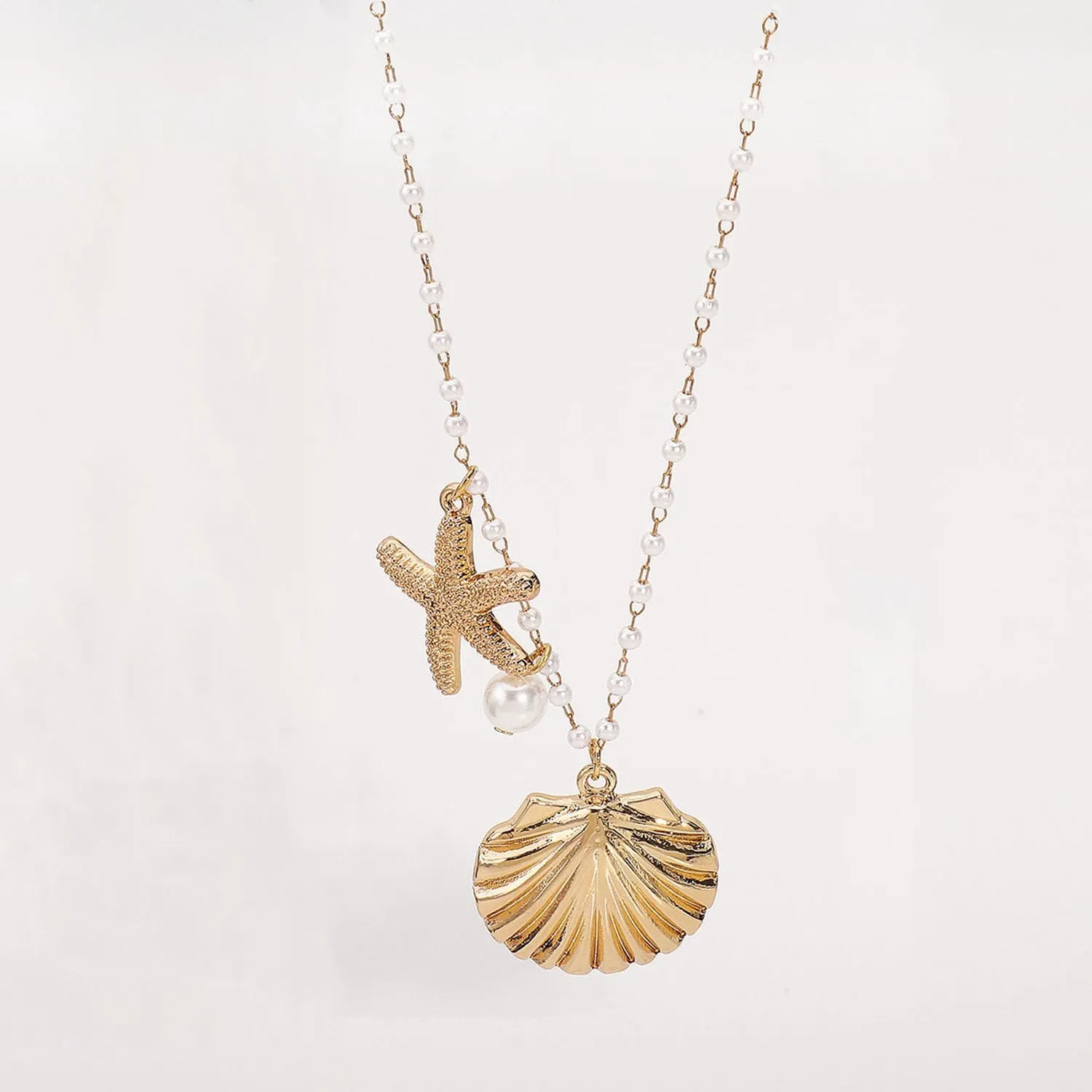 Gold Shell Starfish Necklace for Women Pearl Shell Necklace Layered Beaded Starfish Necklaces Summer Beach Surf Jewelry Gifts for Women