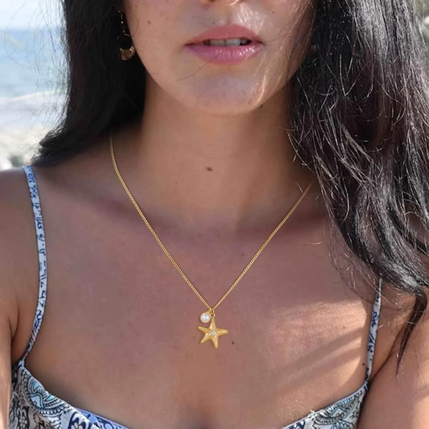 MEVECCO Dainty Gold Seashell Pendent Necklace Ocean Necklace for Women 18K Gold Plated Necklace Boho Handmade Summer Beach Necklace Jewelry