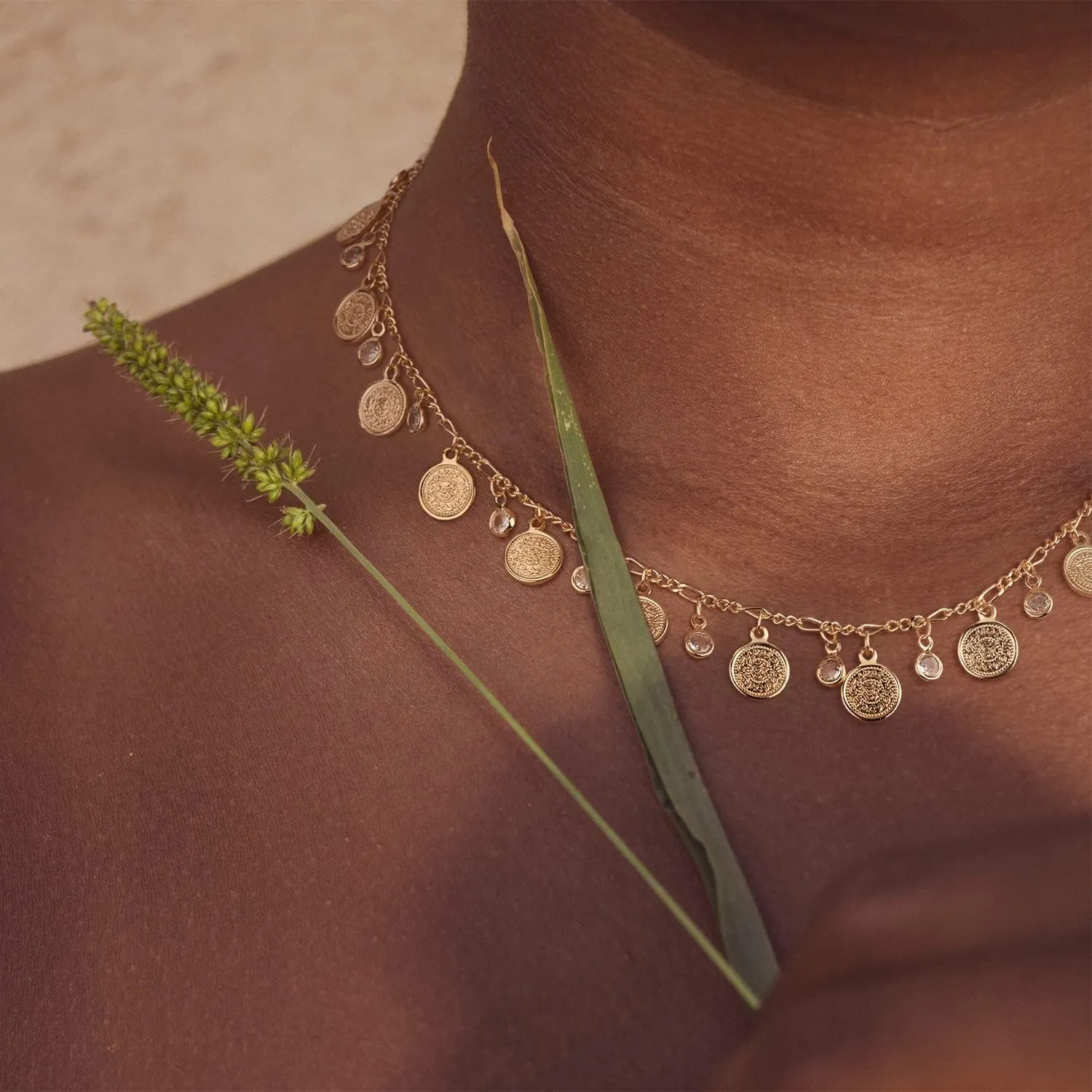 MEVECCO Gold Choker Necklace 14K Gold Plated Dainty Chain Necklace Short Chain Necklace Boho Handmade Choker Necklace Jewelry Gift