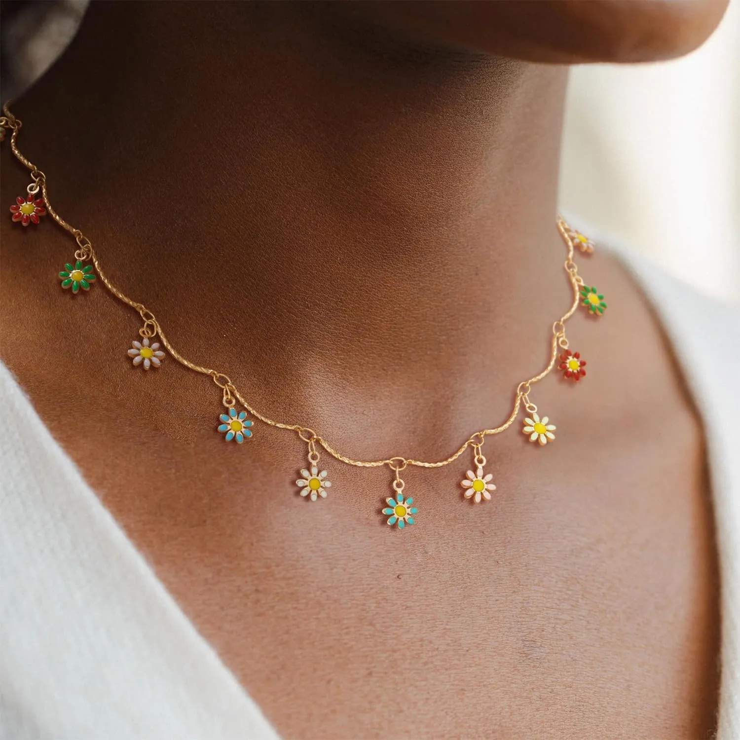 MEVECCO Gold Choker Necklace 14K Gold Plated Dainty Chain Short Necklace Delicate Fashion Choker Necklace Jewelry Gifts for Women