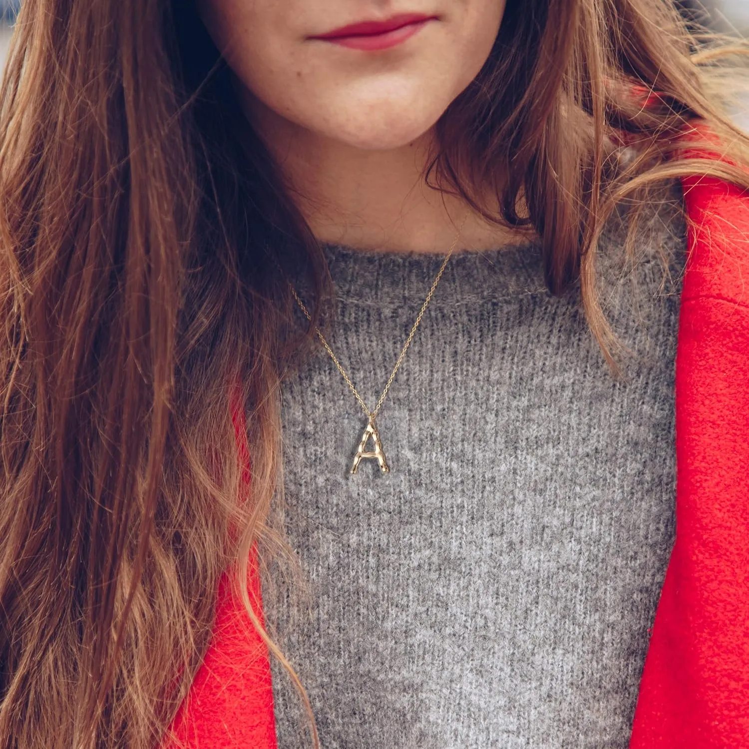 MEVECCO Gold Dainty Initial Necklace 18K Gold Plated Large Big Letters Pendant Necklace Hammered Script Name Monogram Necklaces Personalized Alphabet Letter Pendant for Women