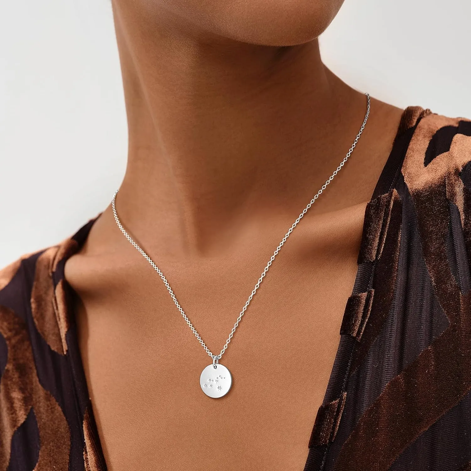MEVECCO Gold Necklace Coin Disc Zodiac 12 Constellation Star Connected Engraved Horoscope Sign Astrology Pendant 18K Gold Plated Chain Dainty Personalized Simple Jewelry