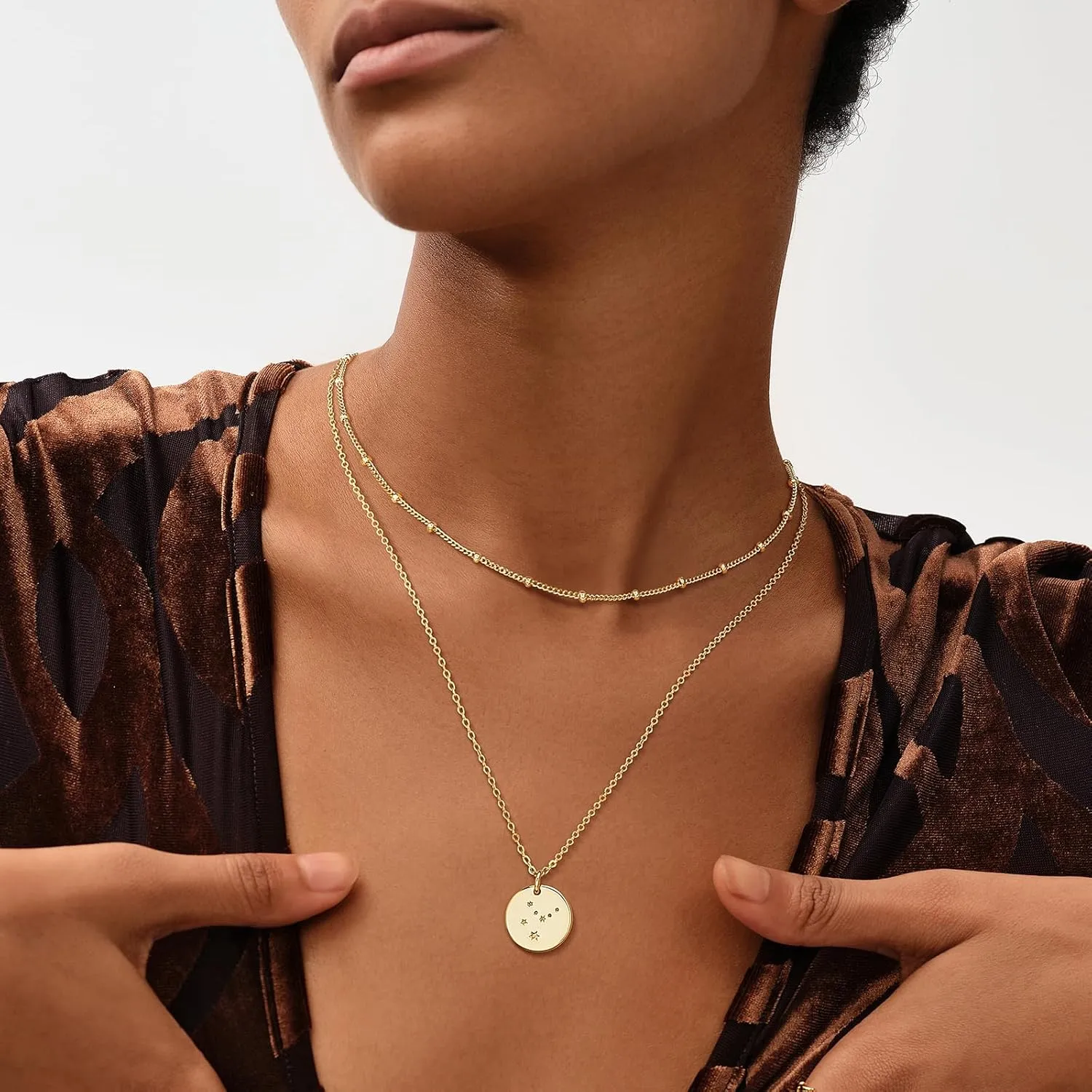 MEVECCO Gold Necklace Coin Disc Zodiac 12 Constellation Star Connected Engraved Horoscope Sign Astrology Pendant 18K Gold Plated Chain Dainty Personalized Simple Jewelry
