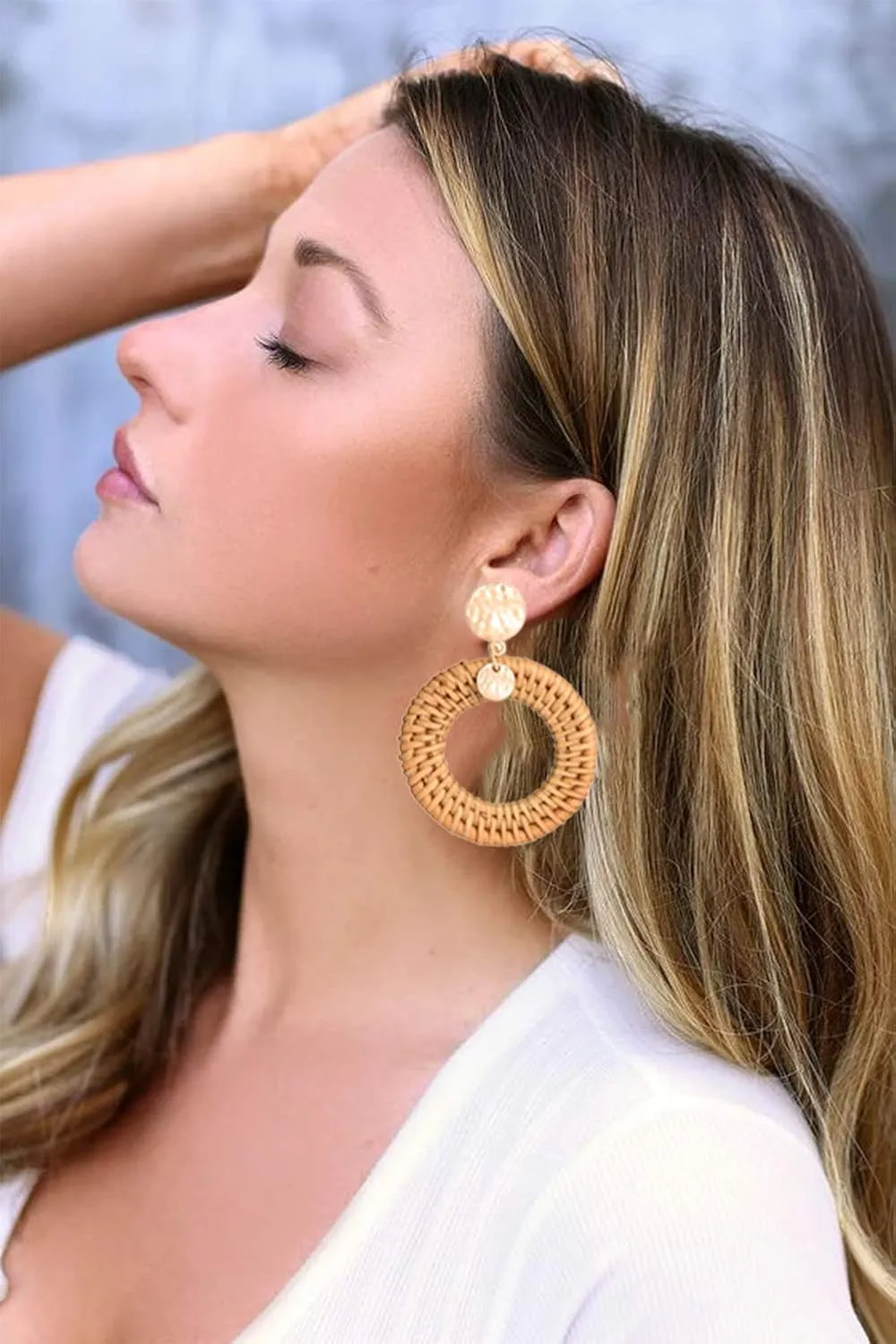 Rattan Hoop Earrings Woven Handmade Straw Circle Drop Earrings Hammered Disc Stud Wicker Bohemian Lightweight Earrings for Women