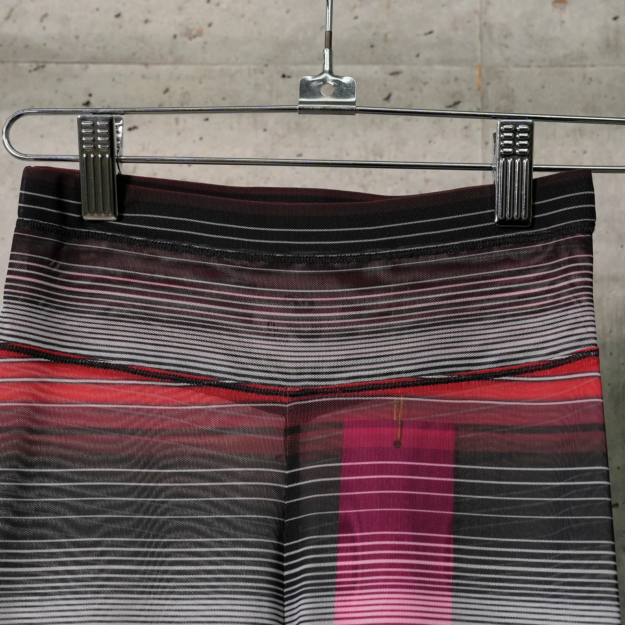 STRIPE MESH LEGGINGS / MULTI