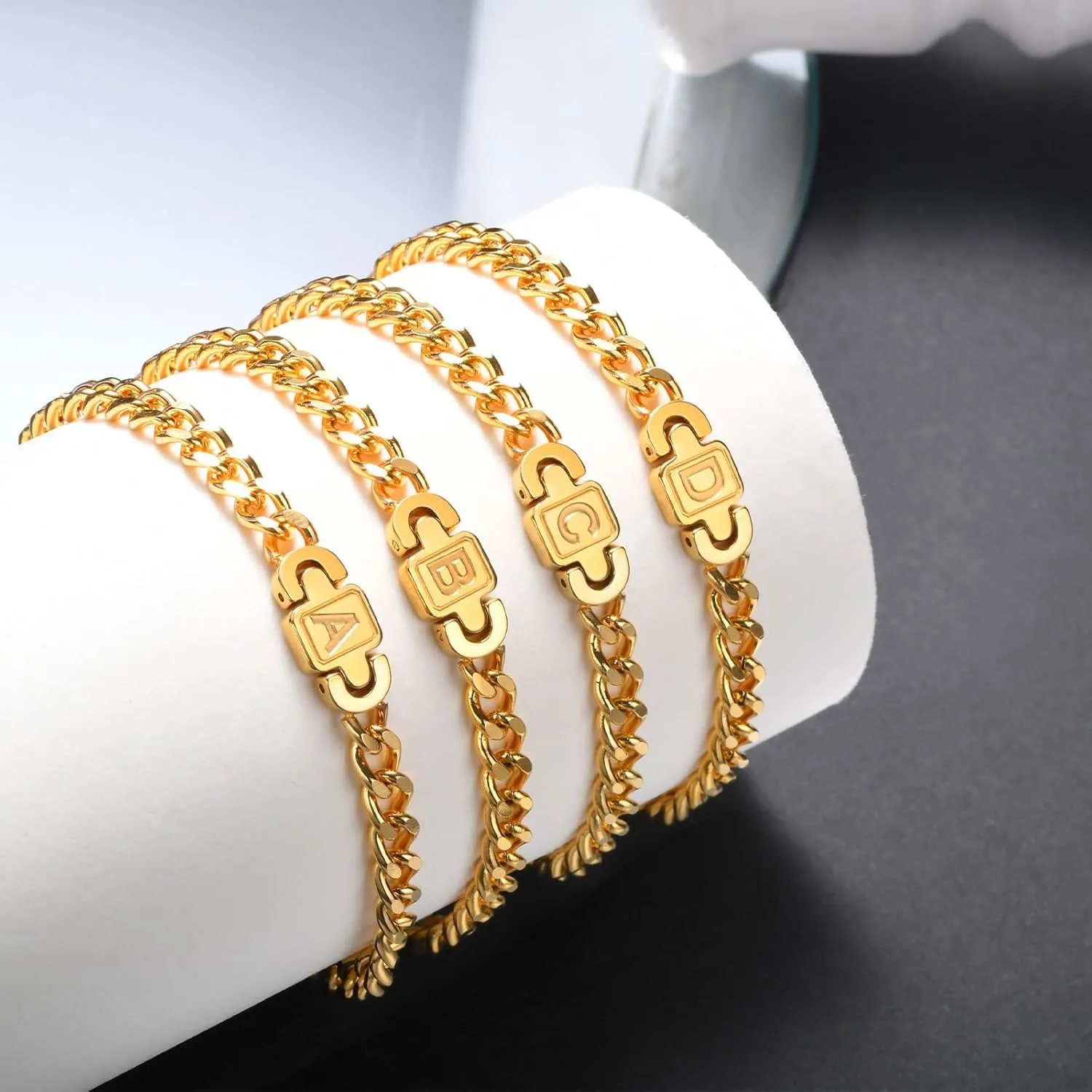 Tempbeau Initial Bracelets for Men Women - Personalized A-Z Letter Stainless Steel Cuband Link Chain Bracelet Christmas Birthday Valentines Day Trendy Jewelry Gifts Ideas for Boyfriend Teen Boys Girls