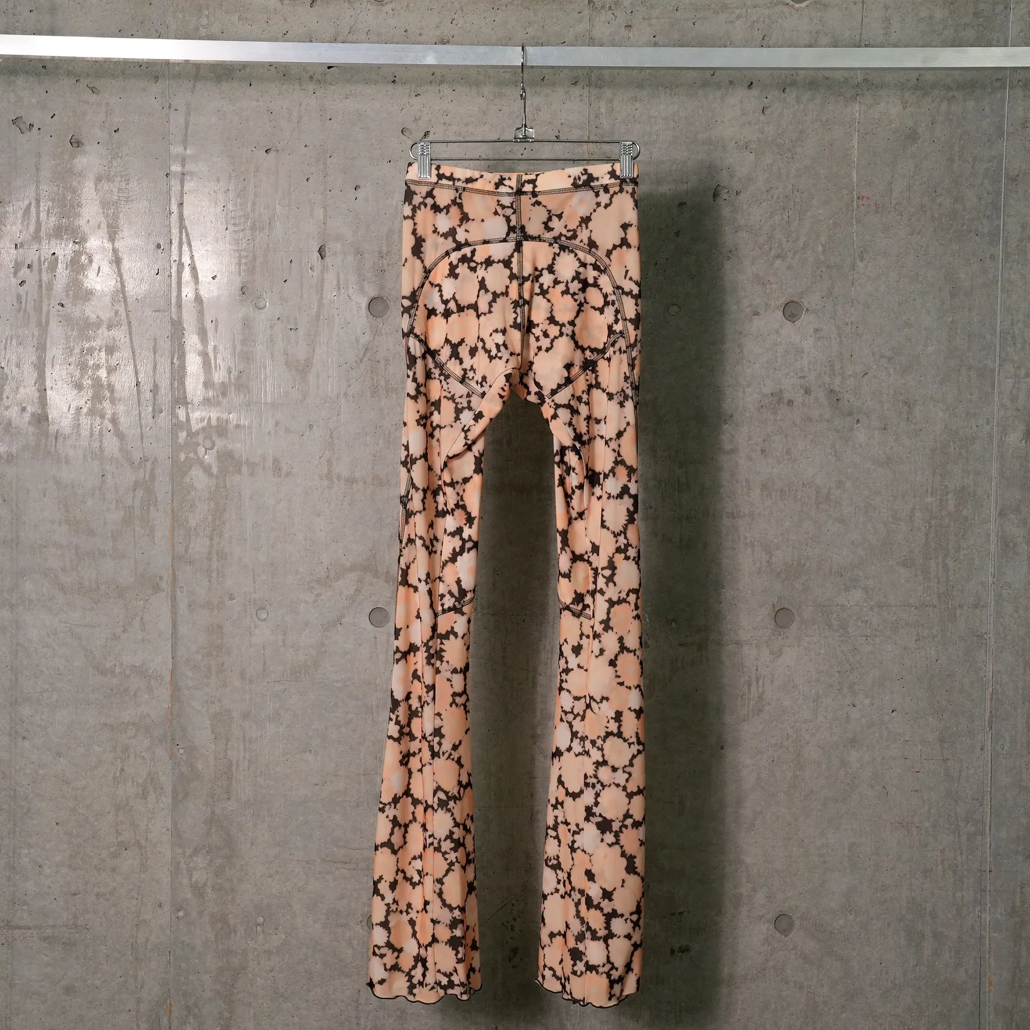 THIN MESH LEGGINGS WITH ANATOMICAL CUTTING LINES / HAZY FLORAL