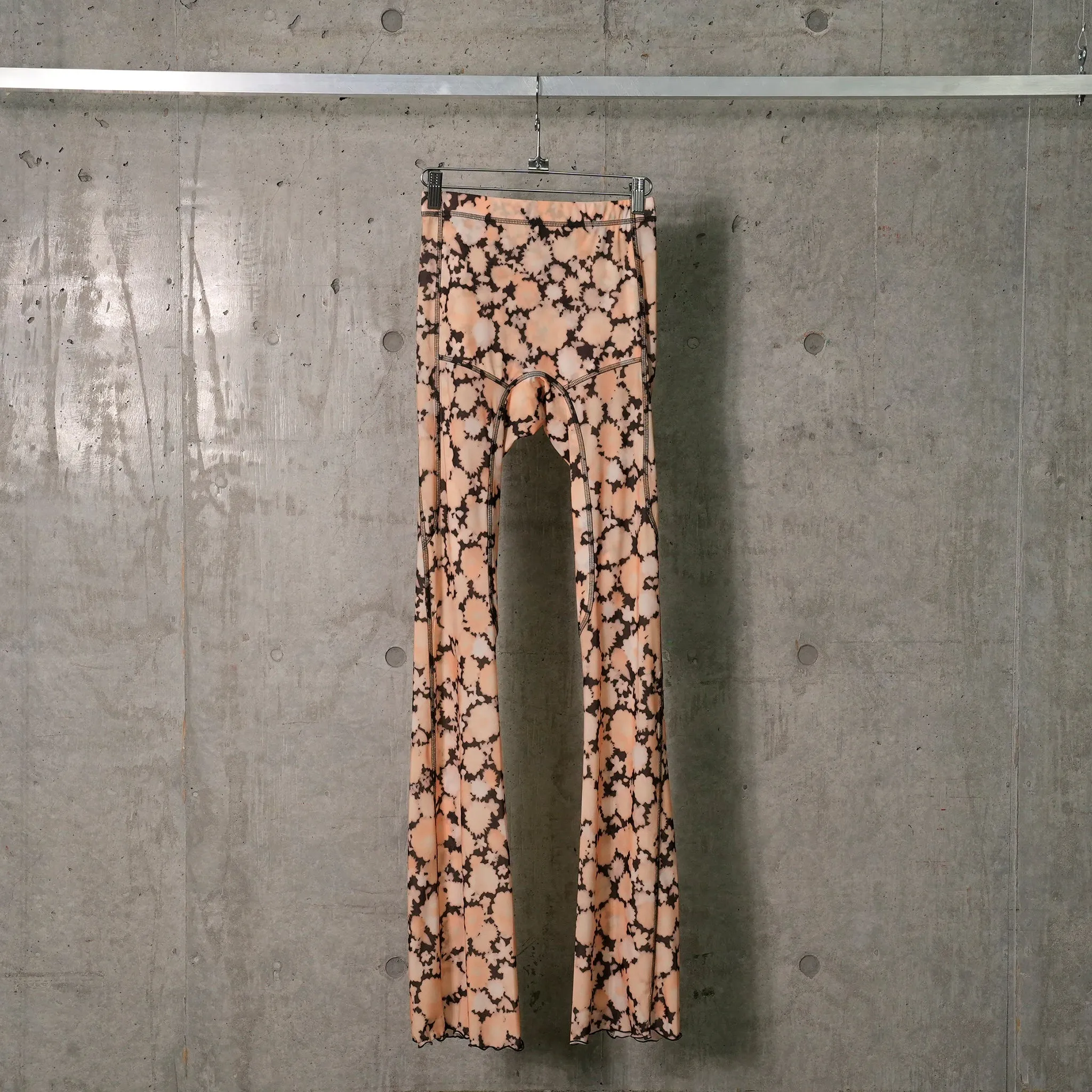 THIN MESH LEGGINGS WITH ANATOMICAL CUTTING LINES / HAZY FLORAL