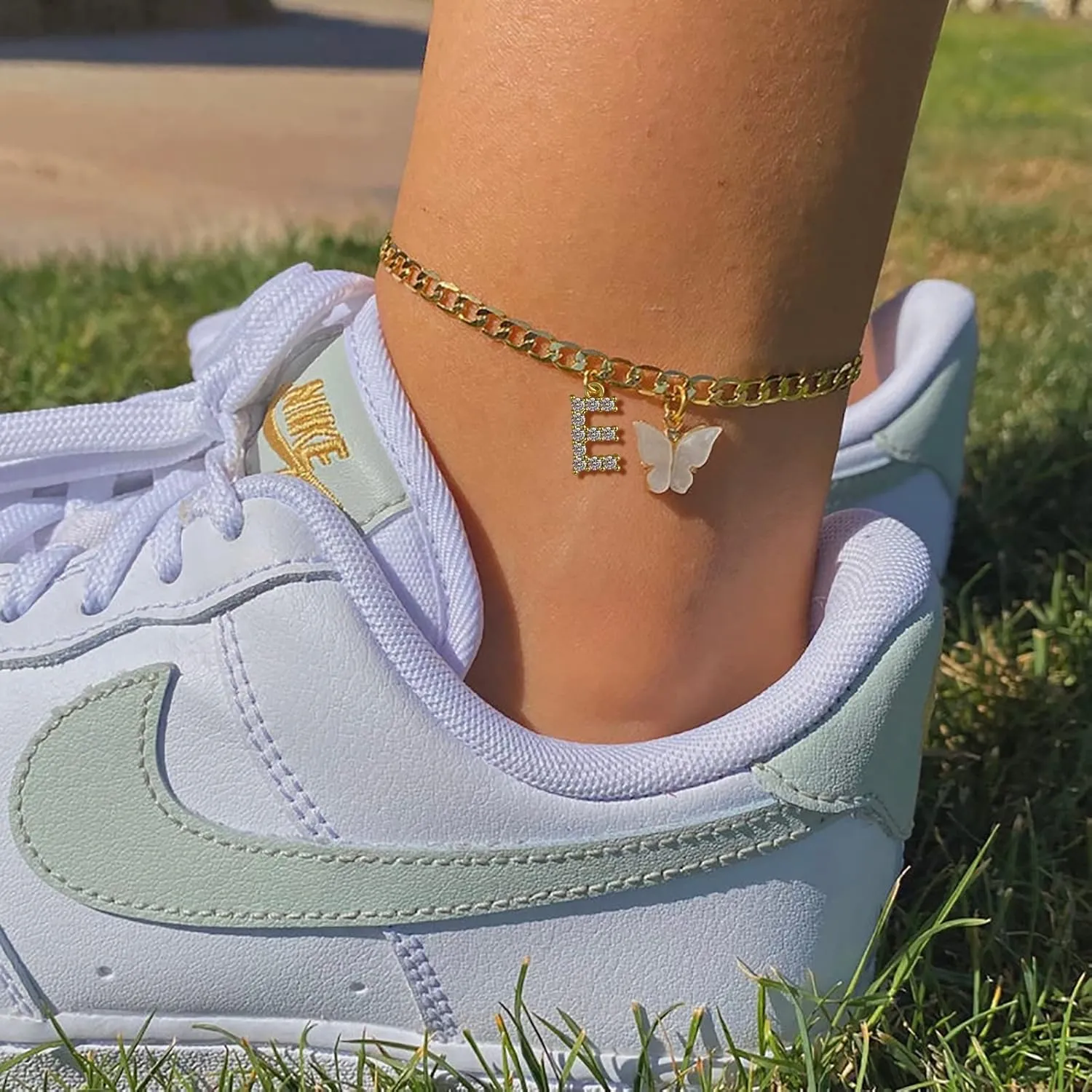 VIROMY 14K Gold Plated Dainty Butterfly Initial Ankle Bracelets Handmade Cuban Chain White Butterfly A-Z Alphabet Letter Initial Anklets Personalized Summer Beach Jewelry Gifts for Women