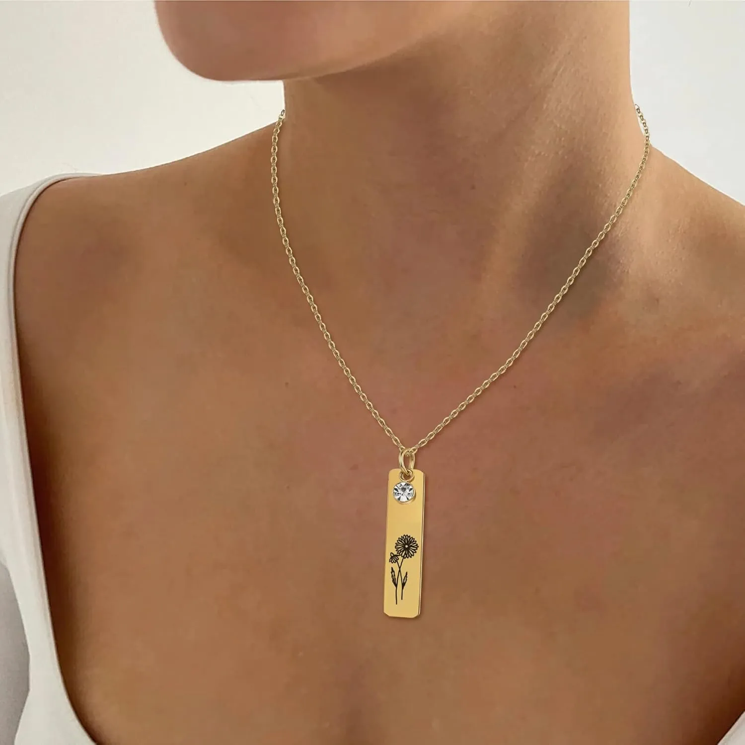 YeGieonr Birth Flower Gold Necklace for Womens NonTarnish Pendant Necklaces with Birthflower, Waterproof Stainless Steel Necklace Gift for Mom, Daughter, Grandma